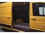 MAN TGE 3.140 pk DSG Automaat L3H3 Airco, DHL Geel App Connect, Cruise Control, 270 Graden Deuren, PDC V+A, 3-Zits