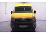 MAN TGE 3.140 pk DSG Automaat L3H3 Airco, DHL Geel App Connect, Cruise Control, 270 Graden Deuren, PDC V+A, 3-Zits