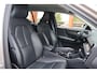 Volvo XC40 T4 Recharge Plus Dark | Stoelverwarming | Trekhaak | Leder | Parkeercamera | H/K | Keyless