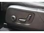 Volvo XC40 T4 Recharge Plus Dark | Stoelverwarming | Trekhaak | Leder | Parkeercamera | H/K | Keyless