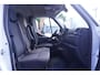 Renault Master 2.3 dCi 150 pk L3H2 Navi, Camera, Apple Carplay Laadruimte Pakket, PDC V+A, Trekhaak, 3-Zits