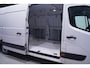 Renault Master 2.3 dCi 150 pk L3H2 Navi, Camera, Apple Carplay Laadruimte Pakket, PDC V+A, Trekhaak, 3-Zits