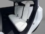 Tesla Model Y Long Range AWD 75 kWh SOH 94,9% / 20'' LMV ( € 2.300 ) / 3 Fase / Panorama / Stoelverwarming / Memory / Dodehoek / Full-LED /