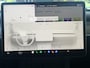 Tesla Model Y Long Range AWD 75 kWh SOH 94,9% / 20'' LMV ( € 2.300 ) / 3 Fase / Panorama / Stoelverwarming / Memory / Dodehoek / Full-LED /