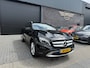 Mercedes-Benz GLA 180 Ambition | 12MND GARANTIE | AUTOMAAT | LED | CRUISE | AIRCO | LMV |