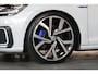 Volkswagen Golf 1.4 TSI GTE PHEV Panoramadak, LED, Camera, ACC, Trekhaak, Mooie uitvoering!