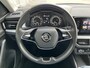 Skoda Kamiq 1.0 TSI Ambition / Parkeersensoren V+A / Stuur + Stoelverwarming / LED / App-Connect / Verwarmbare Voorruit **