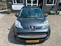 Peugeot 107 1.0-12V Millesim 200 5-drs