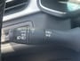 Renault Captur 1.6 E-Tech Hybrid 145 Intens / Schuif - Kanteldak / Semi Elektrische Trekhaak / Apple Carplay & Android Auto / Rondom zichtcamera / Climate Control / Navigatie / Lichtmetalen Velgen /