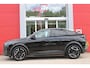Peugeot E-3008 ALLURE AVANTAGE 210PK 73 kWh | AGR STOEL | 360° VISION & DRIVE ASSIST PACK: ANTI DIEFSTAL ALARM MET SUPERVERGRENDELING/VERWARMBAAR STUURWIEL/VISEOPARK 360° HD CAMERA MET PARKEERHULP VOOR BUITENSPIEGELS MET KANTELFUNCTIE/ADAPTIVE CRUISE CONTROL/LANE CHANGE ASSIST/DODEHOEK DETECTIE | PANORAMIC NAVIGATION PACK | WARMTEPOMP | LED KOPLAMPEN | KEYLESS ENTRY/START | GESCHEIDEN AIRCONDITIONING | 19" LICHTMETALEN VELGEN | 3 FASE | DRAADLOZE APPLE CARPLAY/ANDROID AUTO |  STOEL VERWARMING |