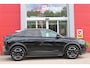 Peugeot E-3008 ALLURE AVANTAGE 210PK 73 kWh | AGR STOEL | 360° VISION & DRIVE ASSIST PACK: ANTI DIEFSTAL ALARM MET SUPERVERGRENDELING/VERWARMBAAR STUURWIEL/VISEOPARK 360° HD CAMERA MET PARKEERHULP VOOR BUITENSPIEGELS MET KANTELFUNCTIE/ADAPTIVE CRUISE CONTROL/LANE CHANGE ASSIST/DODEHOEK DETECTIE | PANORAMIC NAVIGATION PACK | WARMTEPOMP | LED KOPLAMPEN | KEYLESS ENTRY/START | GESCHEIDEN AIRCONDITIONING | 19" LICHTMETALEN VELGEN | 3 FASE | DRAADLOZE APPLE CARPLAY/ANDROID AUTO |  STOEL VERWARMING |