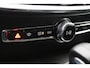 Volvo V60 2.0 T6 Twin Engine AWD Momentum Pro Climate, Cruise, Navigatie, Apple Carplay, LED, Trekhaak, 19''