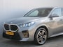 BMW X2 sDrive20i Launch Edition 170 Pk Automaat Navi / DAB / Leer / Trekhaak / M-pakket / Apple Carplay