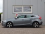 Volvo V40 2.0 T4 Business Sport R-Design / Stoel verwarming / Cruise / D-Riem reeds vervangen