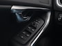 Volvo V40 2.0 T4 Business Sport R-Design / Stoel verwarming / Cruise / D-Riem reeds vervangen