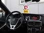 Volvo V40 2.0 T4 Business Sport R-Design / Stoel verwarming / Cruise / D-Riem reeds vervangen