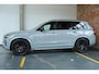 Volvo XC90 T8 Plug-in hybrid AWD Ultra Dark | luchtvering | Semi-Electrische Wegklapbare Trekhaak | 360° Parkeercamera | Nappa lederenbekleding | Black Edition | 20'' Lichtmetalen velgen | Harman Kardon Premium Audio | Google Infotainment