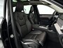 Volvo XC90 T8 Plug-in hybrid AWD Ultra Dark | Panoramadak | 360º camera | Luchtvering | Head- Up display | Bowers & Wilkins | Stoelventilatie | Trekhaak