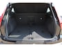 Volvo XC40 B4 211PK Automaat Plus Dark Semi elektrisch wegklapbare trekhaak / Google infotainment / Adaptieve Cruise Control / Verwarmbare voorruit