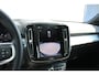 Volvo XC40 B4 211PK Automaat Plus Dark Semi elektrisch wegklapbare trekhaak / Google infotainment / Adaptieve Cruise Control / Verwarmbare voorruit
