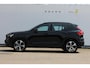 Volvo XC40 B4 211PK Automaat Plus Dark Semi elektrisch wegklapbare trekhaak / Google infotainment / Adaptieve Cruise Control / Verwarmbare voorruit