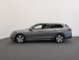 Volkswagen Passat Variant 1.5 eTSI Business Navigatie Apple Carplay Android Auto Camera Parkeerhulp Adaptive Cruise Control Stoel- en stuurverwarming Memory stoelen Virtual Cockpit Climate Control