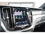 Volvo XC60 2.0 T8 Plug-in-hybrid AWD Polestar Engineered | Trekhaak | Lederen dashboard | Adaptieve cruise control | 360 graden camera | HUD | Harman Kardon | 21 inch | BLIS | Schuif/kanteldak |