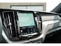 Volvo XC60 2.0 T8 Plug-in-hybrid AWD Polestar Engineered | Trekhaak | Lederen dashboard | Adaptieve cruise control | 360 graden camera | HUD | Harman Kardon | 21 inch | BLIS | Schuif/kanteldak |