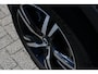 Volvo XC40 2.0 B4 Plus Dark | Achteropkomend verkeer waarschuwing | Apple Carplay & Android Auto | Autonomous Emergency Braking | Bots herkenning en activatie | Cruise control adaptief met Stop&Go en stuurhulp | Dodehoekdetectie met correctie