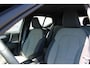 Volvo XC40 2.0 B4 Plus Dark | Achteropkomend verkeer waarschuwing | Apple Carplay & Android Auto | Autonomous Emergency Braking | Bots herkenning en activatie | Cruise control adaptief met Stop&Go en stuurhulp | Dodehoekdetectie met correctie