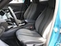 Peugeot 2008 1.2 PureTech 100 Allure | Parkeersensoren voor en achter | 17"velgen | Apple Carplay en Android Auto