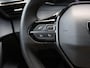Peugeot 2008 1.2 PureTech 100 Allure | Parkeersensoren voor en achter | 17"velgen | Apple Carplay en Android Auto
