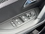 Peugeot e-2008 Allure 54 kWh 156PK Automaat Parkeersensoren, Apple Carplay, Android Auto, Led Koplampen, Keyless Start
