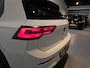 Volkswagen Golf eTSI Life Business *Full-option* Stoel & Stuurverwarming - Panorama schuifdak - Apple Carplay/Android Auto - Dodehoekdetectie - Adaptive Cruise