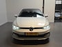 Volkswagen Golf eTSI Life Business *Full-option* Stoel & Stuurverwarming - Panorama schuifdak - Apple Carplay/Android Auto - Dodehoekdetectie - Adaptive Cruise