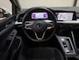 Volkswagen Golf eTSI Life Business *Full-option* Stoel & Stuurverwarming - Panorama schuifdak - Apple Carplay/Android Auto - Dodehoekdetectie - Adaptive Cruise
