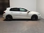 Volkswagen Golf eTSI Life Business *Full-option* Stoel & Stuurverwarming - Panorama schuifdak - Apple Carplay/Android Auto - Dodehoekdetectie - Adaptive Cruise