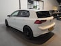 Volkswagen Golf eTSI Life Business *Full-option* Stoel & Stuurverwarming - Panorama schuifdak - Apple Carplay/Android Auto - Dodehoekdetectie - Adaptive Cruise