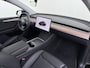 Tesla Model Y Long Range AWD 75kWh Warmtepomp Stoel+Stuur+Achterbankverwarming Premium Audio Leder Adap.Cruise Navi Camera's Ecc Keyless Voorverwarmen+Koelen Elek.Stoelen+Memory Panoramadak Elek.Achterklep AMD Ryzen™ Google Maps Dog+Kampeer modus Lmv 19" Led Privacy Glas Fabrieksgarantie op Accu en Motor tot 13-4-2031/192.000KM