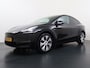 Tesla Model Y Long Range AWD 75kWh Warmtepomp Stoel+Stuur+Achterbankverwarming Premium Audio Leder Adap.Cruise Navi Camera's Ecc Keyless Voorverwarmen+Koelen Elek.Stoelen+Memory Panoramadak Elek.Achterklep AMD Ryzen™ Google Maps Dog+Kampeer modus Lmv 19" Led Privacy Glas Fabrieksgarantie op Accu en Motor tot 13-4-2031/192.000KM