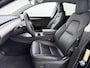 Tesla Model Y Long Range AWD 75kWh Warmtepomp Stoel+Stuur+Achterbankverwarming Premium Audio Leder Adap.Cruise Navi Camera's Ecc Keyless Voorverwarmen+Koelen Elek.Stoelen+Memory Panoramadak Elek.Achterklep AMD Ryzen™ Google Maps Dog+Kampeer modus Lmv 19" Led Privacy Glas Fabrieksgarantie op Accu en Motor tot 13-4-2031/192.000KM