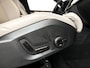 Volvo XC90 T8 Plug-in hybrid AWD Ultra Dark | Panoramadak | 360° camera | Bowers & Wilkins | Luchtvering | Stoelventilatie | Head-up Display | Trekhaak
