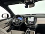 Volvo XC90 T8 Plug-in hybrid AWD Ultra Dark | Panoramadak | 360° camera | Bowers & Wilkins | Luchtvering | Stoelventilatie | Head-up Display | Trekhaak