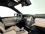Volvo XC90 T8 Plug-in hybrid AWD Ultra Dark | Panoramadak | 360° camera | Bowers & Wilkins | Luchtvering | Stoelventilatie | Head-up Display | Trekhaak
