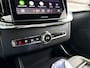 Volvo XC90 T8 Plug-in hybrid AWD Ultra Dark | Panoramadak | 360° camera | Bowers & Wilkins | Luchtvering | Stoelventilatie | Head-up Display | Trekhaak
