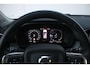 Volvo XC40 1.5 T5 Recharge Inscription | Semi elek. trekhaak | Verwarmbare lederen voorstoelen | Verwarmbaar stuurwiel | Keyless entry | Adaptive cruise control | Blind spot | Elektrische achterklep | Apple carplay
