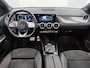 Mercedes-Benz B-klasse 180 Business Solution AMG | AMG Line | Trekhaak | Stoelverwarming | Cruise Control | Inclusief 24 maanden Mercedes-Benz Certified garantie voor Europa.