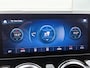 Mercedes-Benz B-klasse 180 Business Solution AMG | AMG Line | Trekhaak | Stoelverwarming | Cruise Control | Inclusief 24 maanden Mercedes-Benz Certified garantie voor Europa.