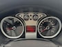 Ford Focus 1.6-16V Futura 3 deurs - EL. SCHUIF/KANTEL DAK - ECC - CRUISE CONTROLE - VERWARMDE VOORRUIT - STOELVERWARMING - LM VELGEN - APK TM 11-03-2027 -