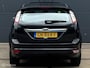 Ford Focus 1.6-16V Futura 3 deurs - EL. SCHUIF/KANTEL DAK - ECC - CRUISE CONTROLE - VERWARMDE VOORRUIT - STOELVERWARMING - LM VELGEN - APK TM 11-03-2027 -